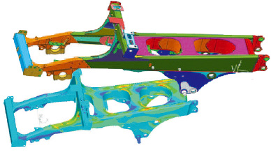 上:既存のフレーム 下:FEAの結果 - 最適化設計によりフレーム重量を10%削減