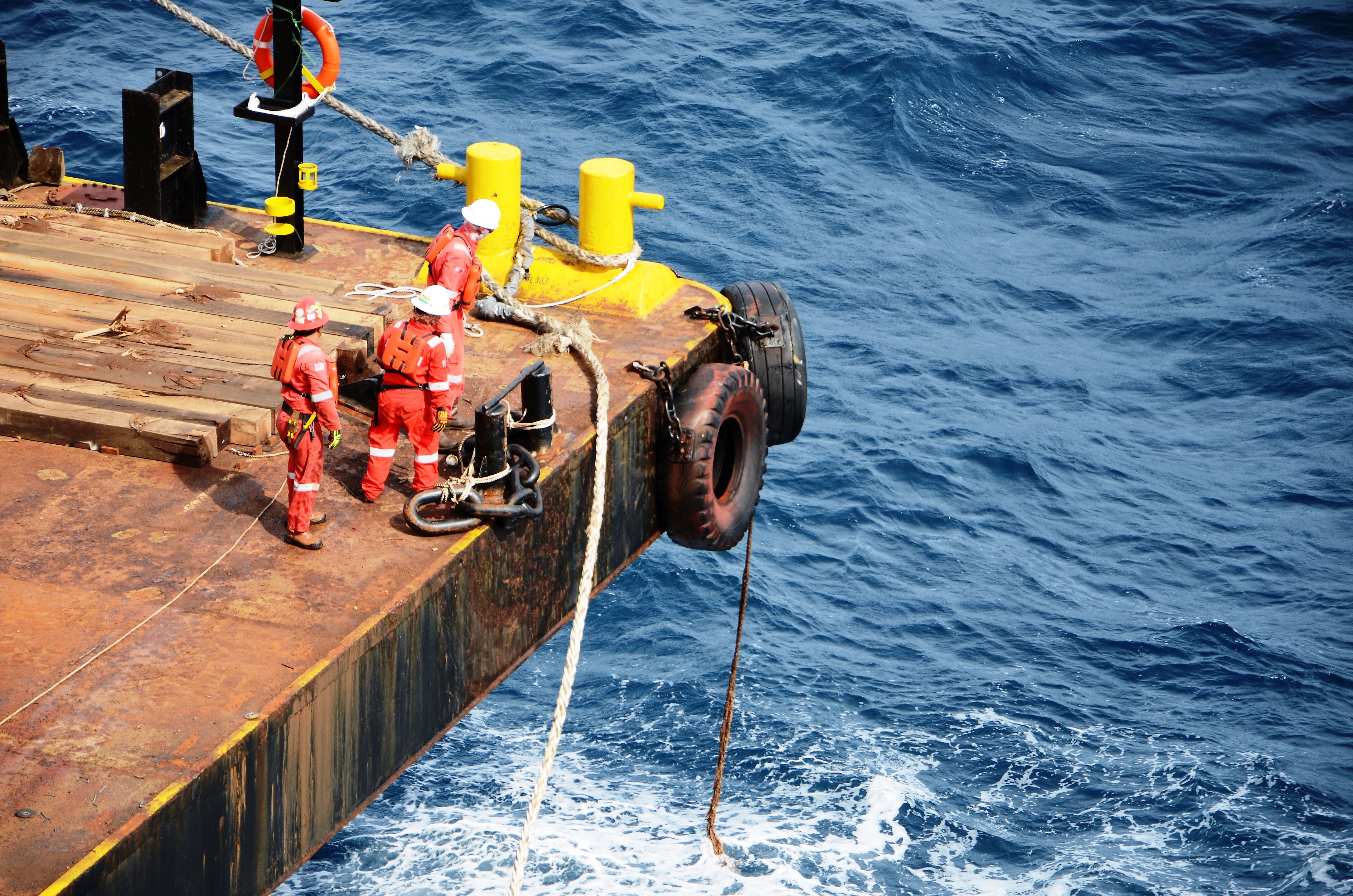 How to Control Uncertainty in Buoy Drag Coefficient When Designing Oceanographic Moorings